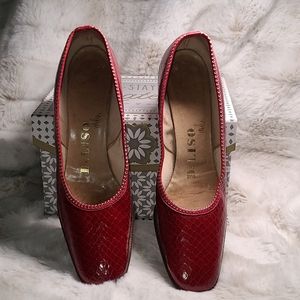 Deliso Vintage Red Square Toe Pumps sz worn off see measurement in photos